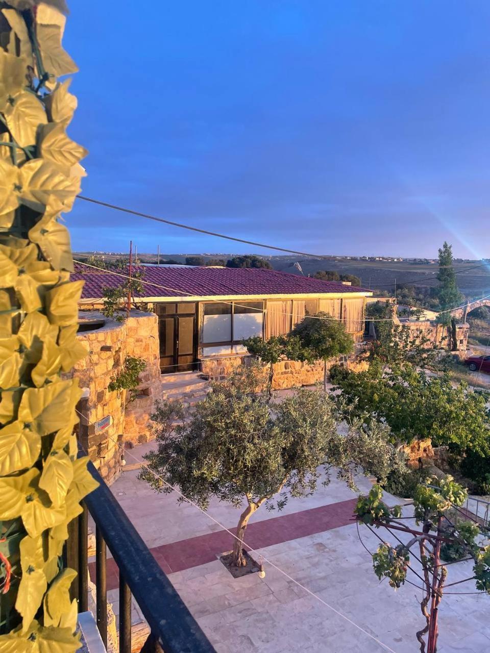 Heritige Inn Jordan Al-Qasr Екстериор снимка
