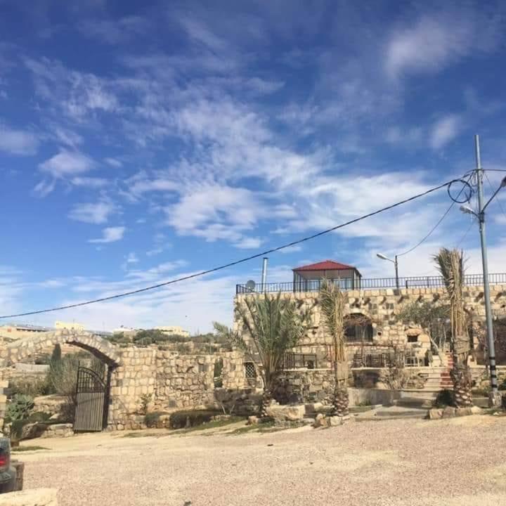 Heritige Inn Jordan Al-Qasr Екстериор снимка